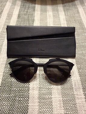 Dior Black Round-Edge Sunglasses with Branded Case